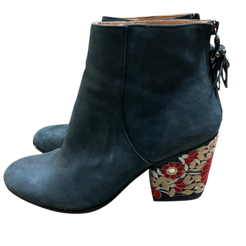 Mojo Moxy blue suede embroidered block heel ankle boots boho